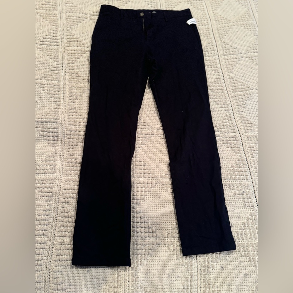 Built in Flex Chino pants for men.